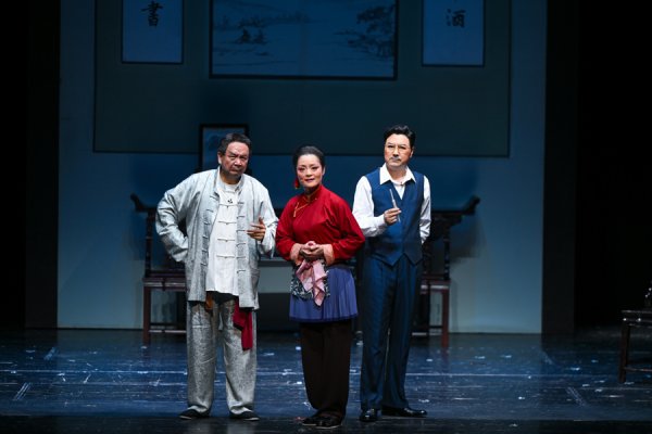 衡牛所 沪剧《芦荡火种》晋京，两代演员接力饰演“阿庆嫂”